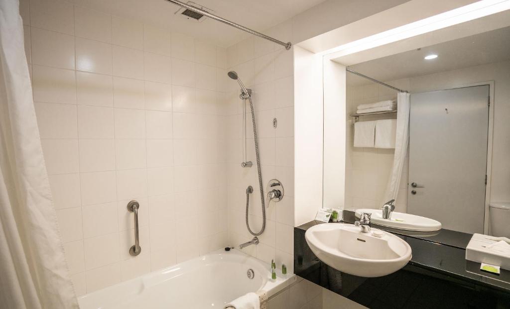 Koupelna v ubytování Scenic Hotel Te Pania