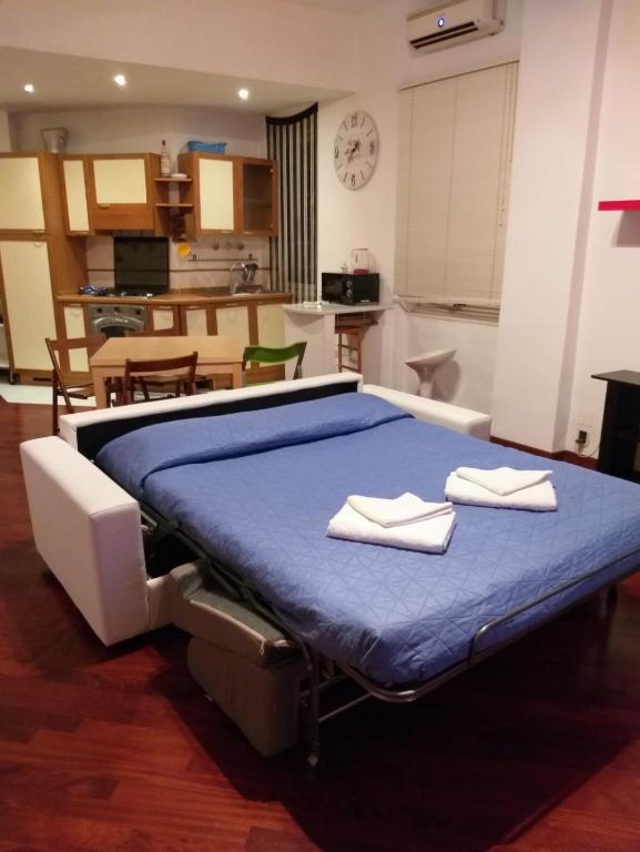 Kuchyň nebo kuchyňský kout v ubytování Vacanze Romane con giardino