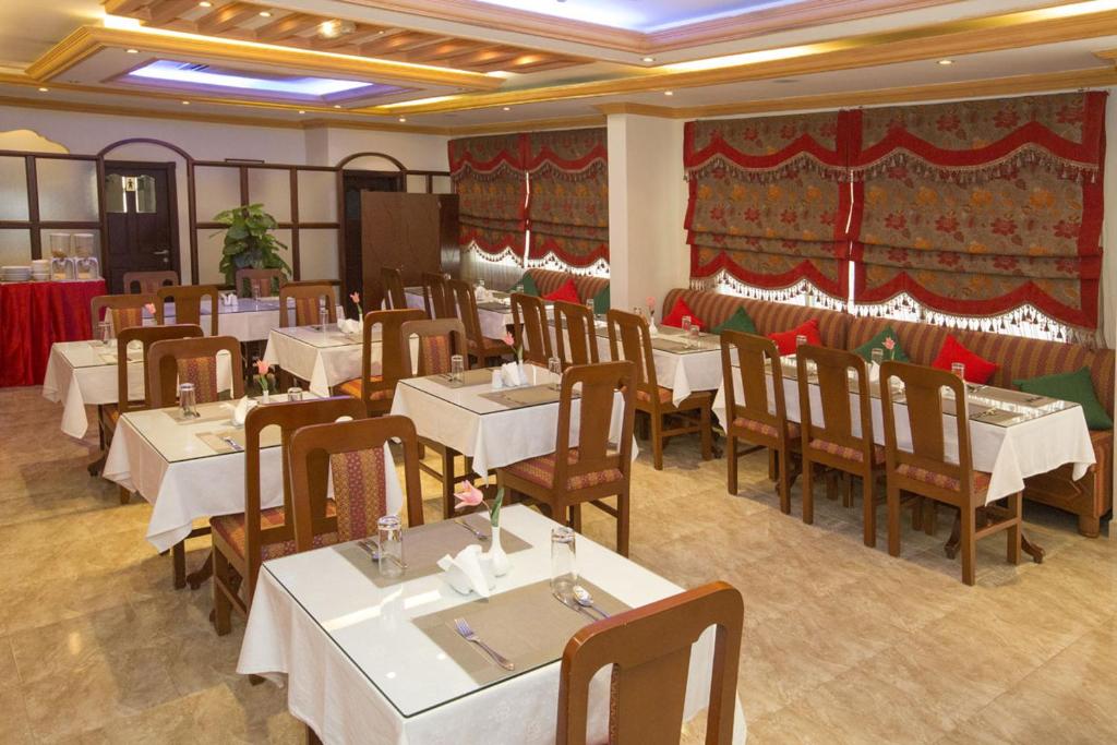 Restaurace v ubytování Samara Hotel