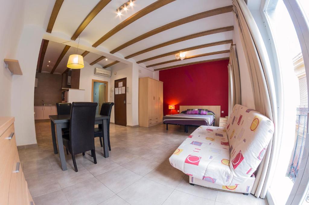 Posteľ alebo postele v izbe v ubytovaní LOFT IN 3th floor & TERRACE in 4th floor