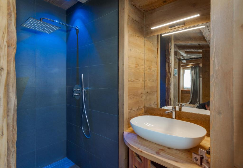 John Luxury Suites - Suite Junior Con Sauna