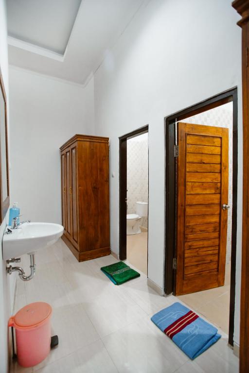 Koupelna v ubytování Double'D Hostel