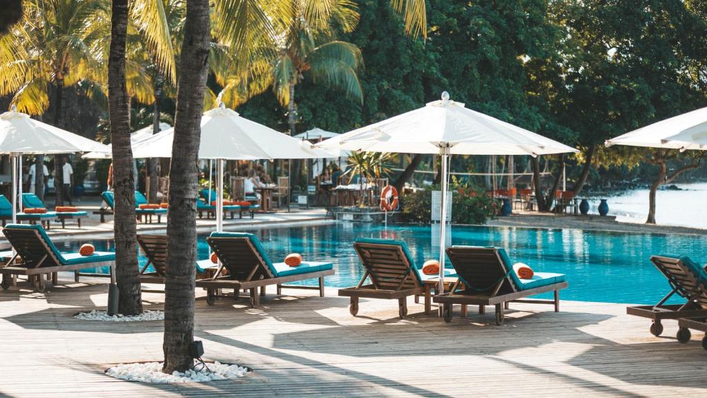 Bazén v ubytování Sands Suites Resort & Spa nebo v jeho okolí