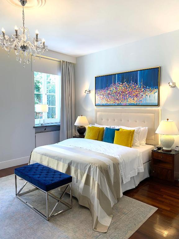 
MONDRIAN Suite with Old Town Market Square view (180m2)
