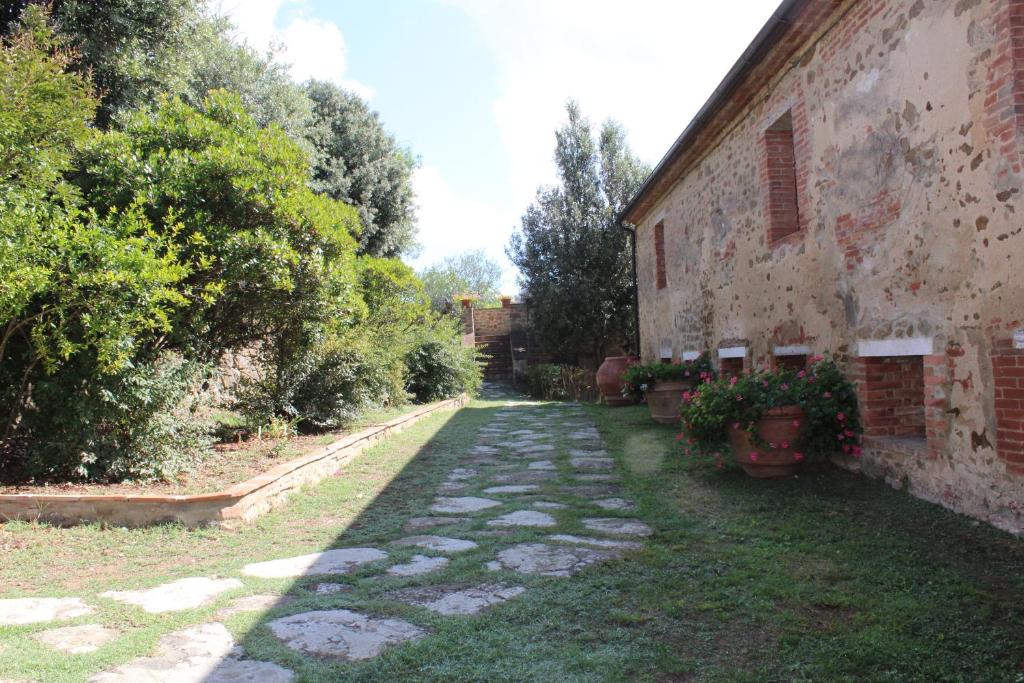 Ogród w obiekcie Borgo Cortinova Marrocco