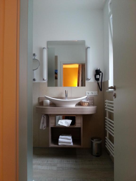 Koupelna v ubytování Hotel Restaurant Itzumer Paß
