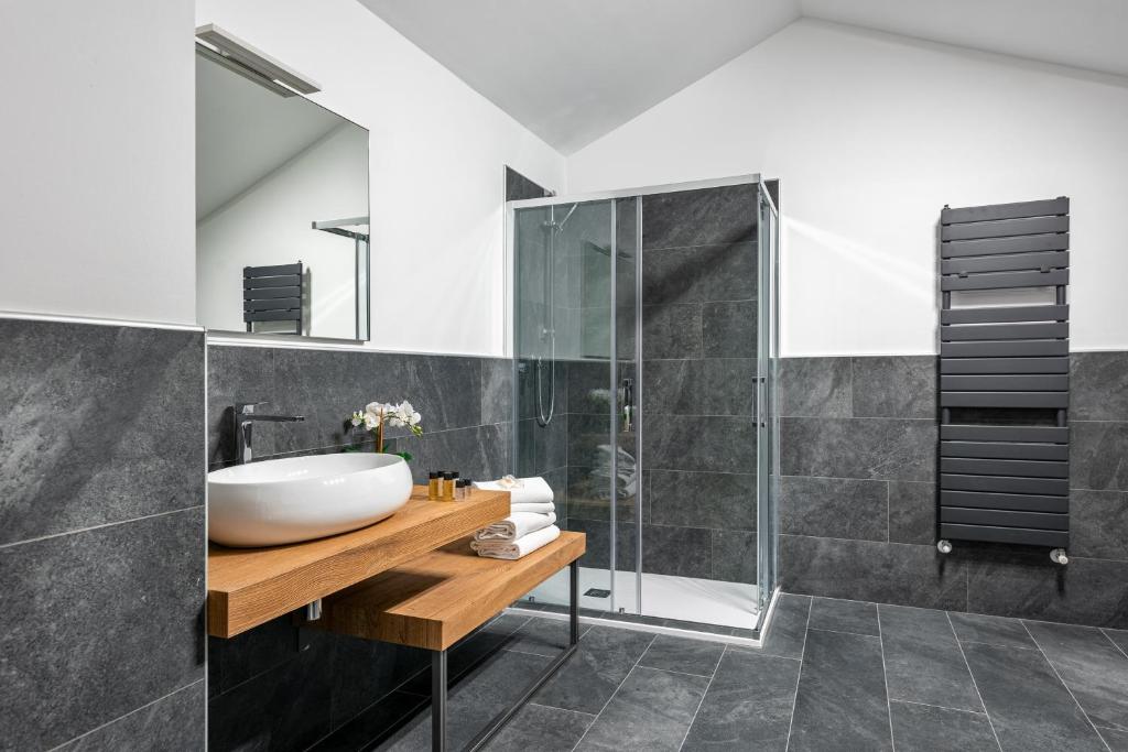 Koupelna v ubytování Rivoli Hotel