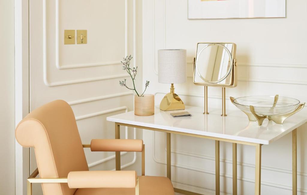 One Aldwych - Resim 27