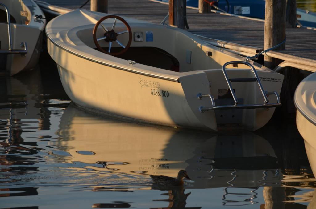 Fotografie z fotogalerie ubytování PROMENADE v destinaci Podersdorf am See