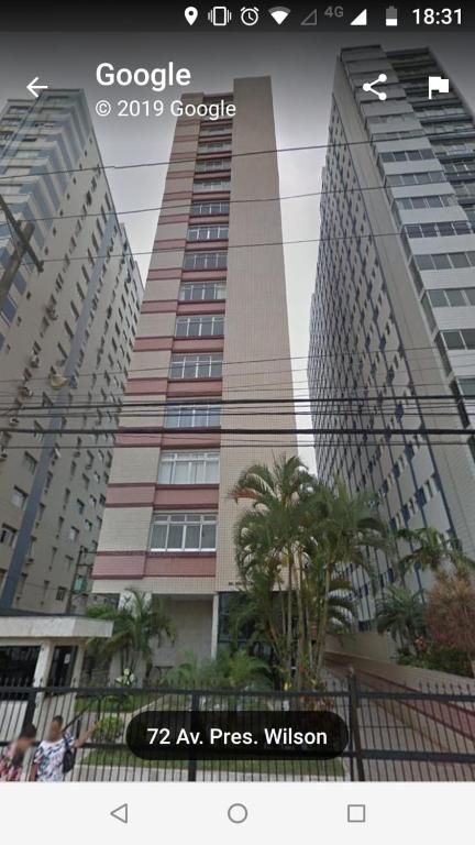  APARTAMENTO FRENTE AO MAR EM SANTOS