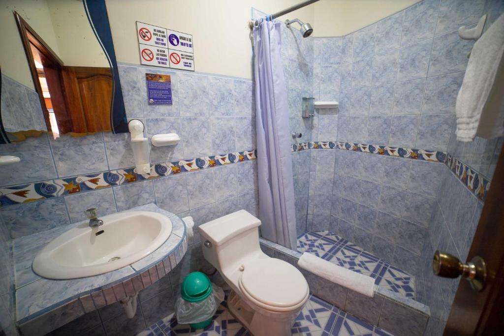 Koupelna v ubytování Hostal Gladismar