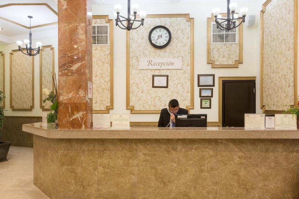 Vstupní hala nebo recepce v ubytování Hotel Victoria Merida