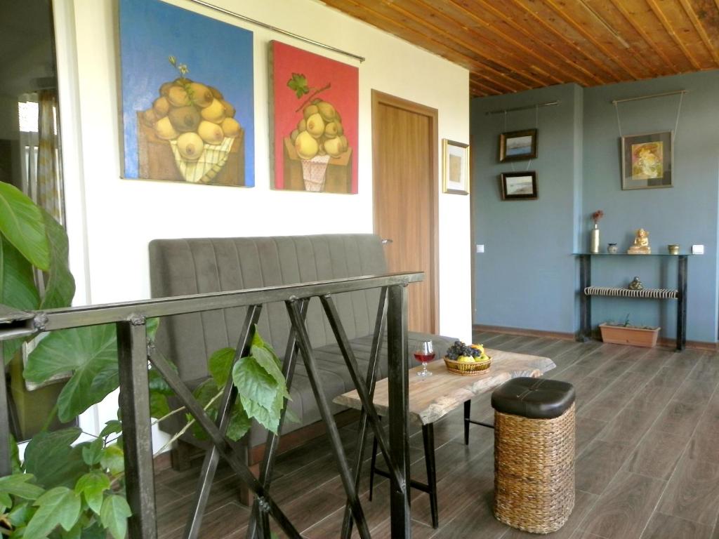 Posezení v ubytování Gallery Guesthouse