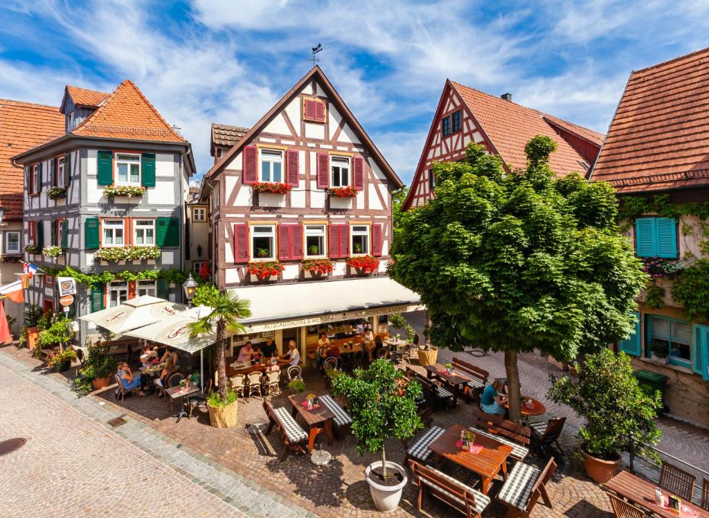 Afbeelding uit fotogalerij van Berne's Altstadthotel in Besigheim