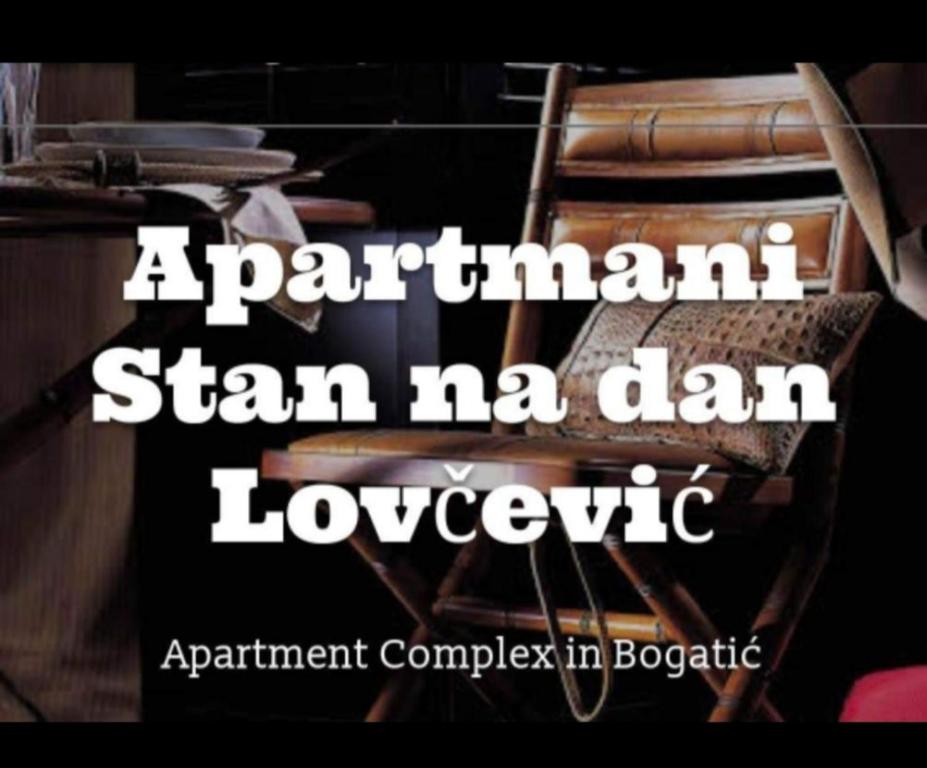 een bord waarop staat: flat stan noanléricropheropheropheropherophe bij Apartmani Lovčević in Bogatić