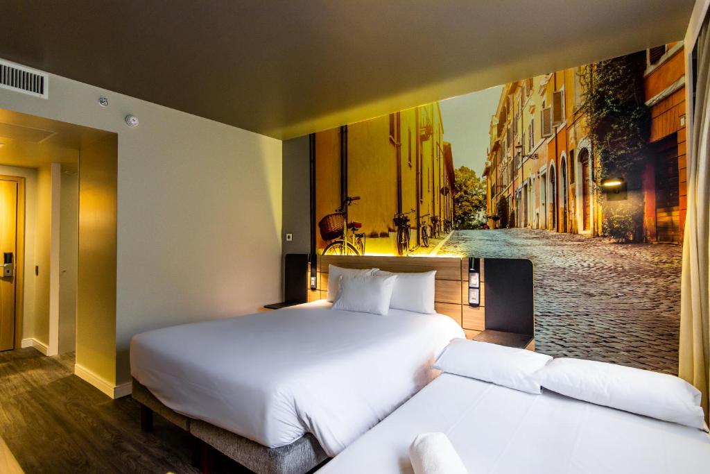 Cama ou camas em um quarto em Novotel Curitiba Batel