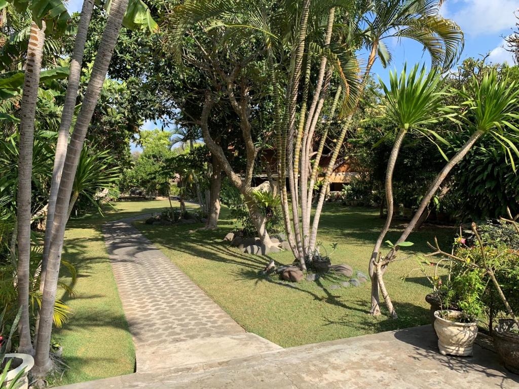 Raja Gardens Hotel - 14