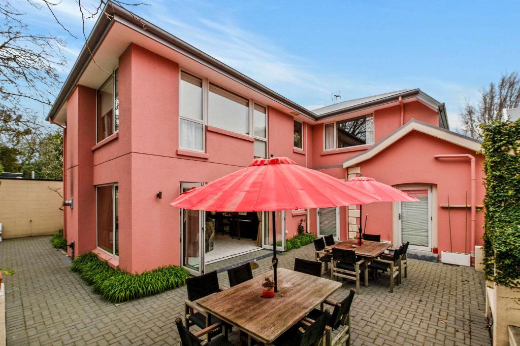 The Classic Villa - Resim 6