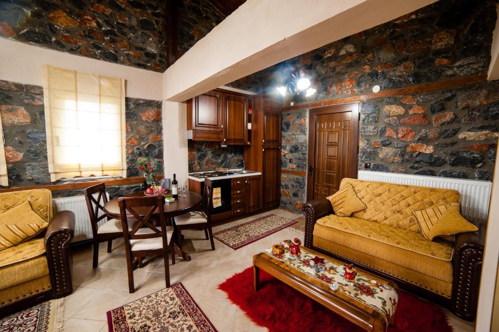 Posedenie v ubytovaní Eva Guesthouse