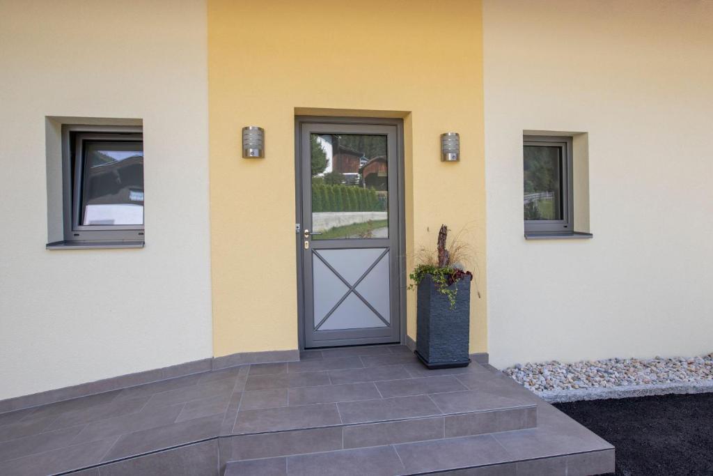 Fotografie z fotogalerie ubytování Appartementhaus Dullnig v destinaci Obervellach