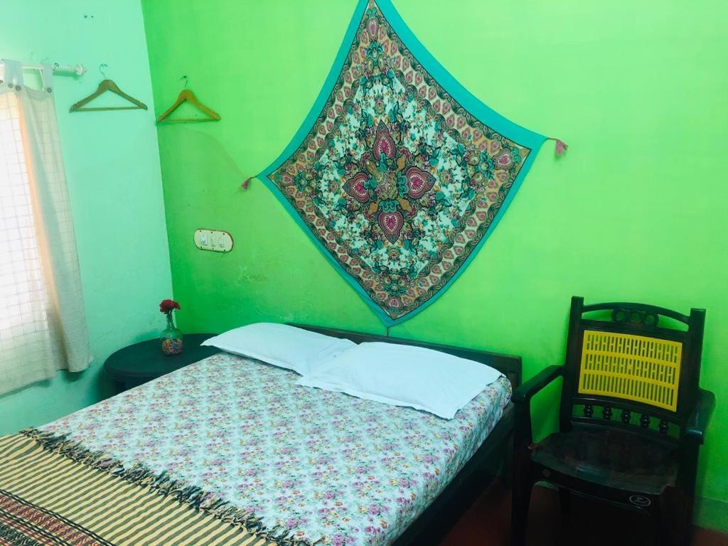 Elara Beach View HomeStay - Budget Double Room
