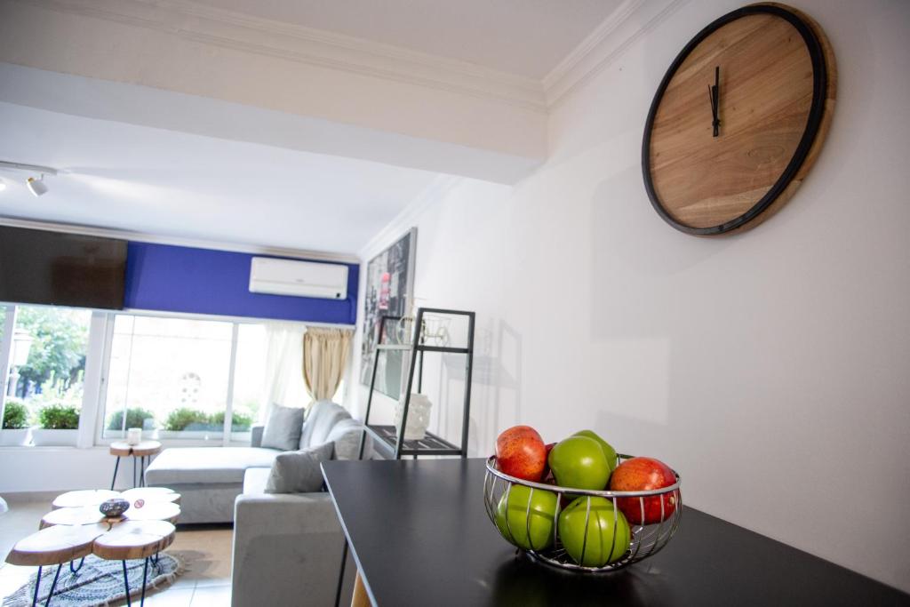 Thessaloniki Center Small Studio Apartment - 18