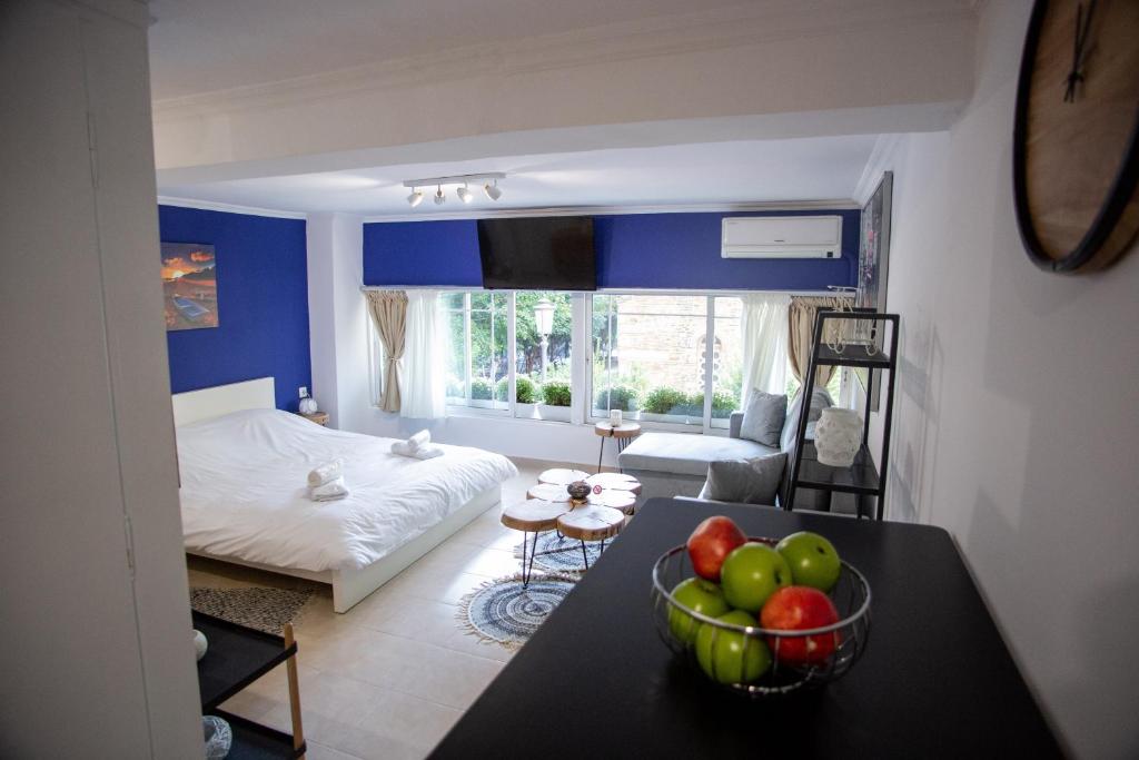 Thessaloniki Center Small Studio Apartment - 17
