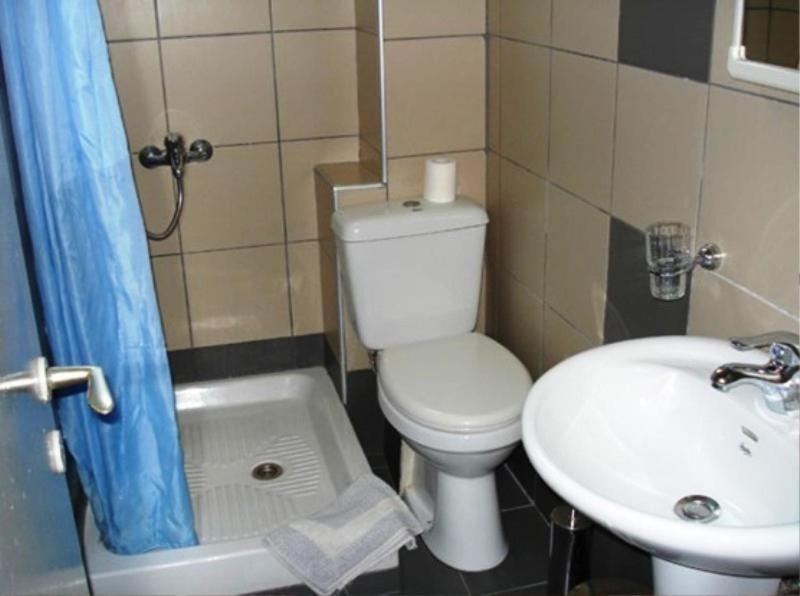 Koupelna v ubytování Hotel Alkyonis