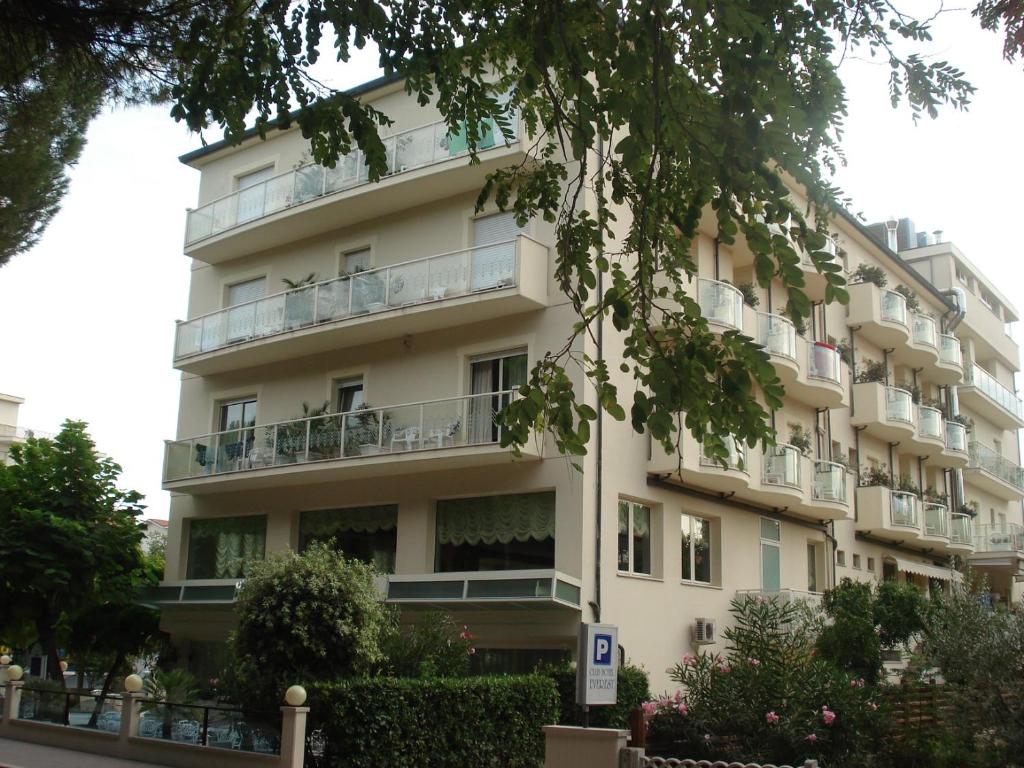 Budova, kde se hotel nachází