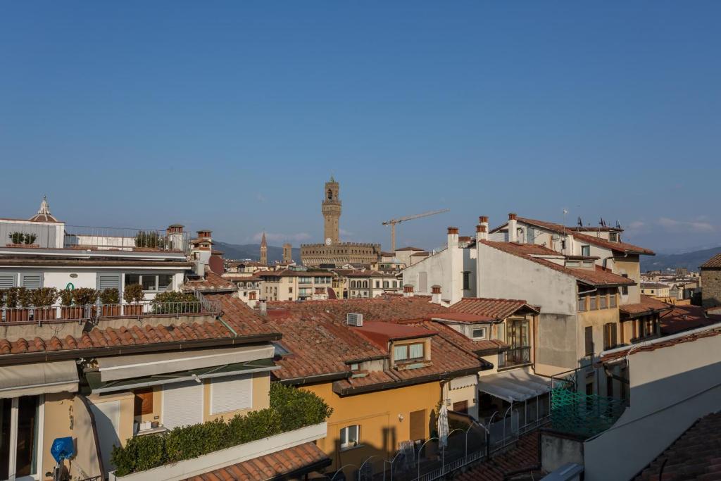 Widok na miasto Florencja z tego apartamentu