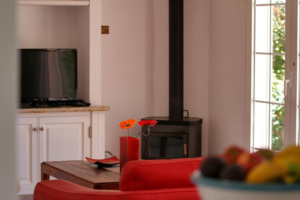 A television and/or entertainment centre at Casa Esther