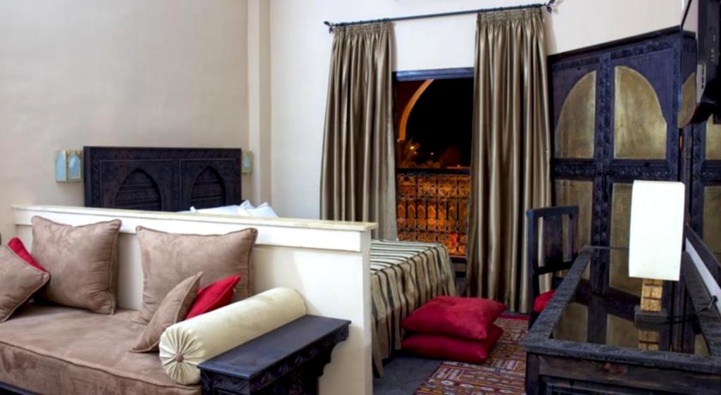 Posezení v ubytování Hotel Azoul