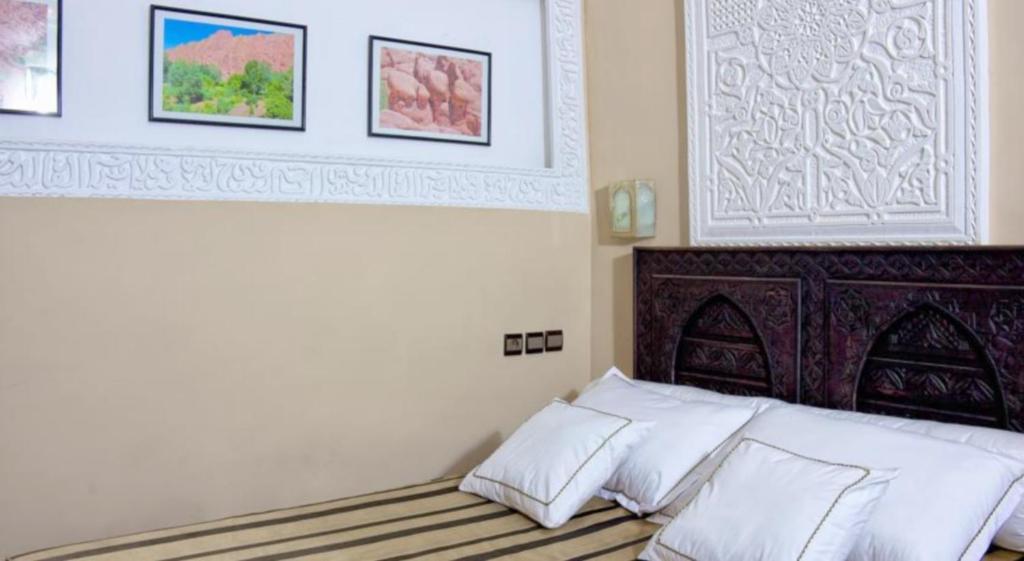Postel nebo postele na pokoji v ubytování Hotel Azoul