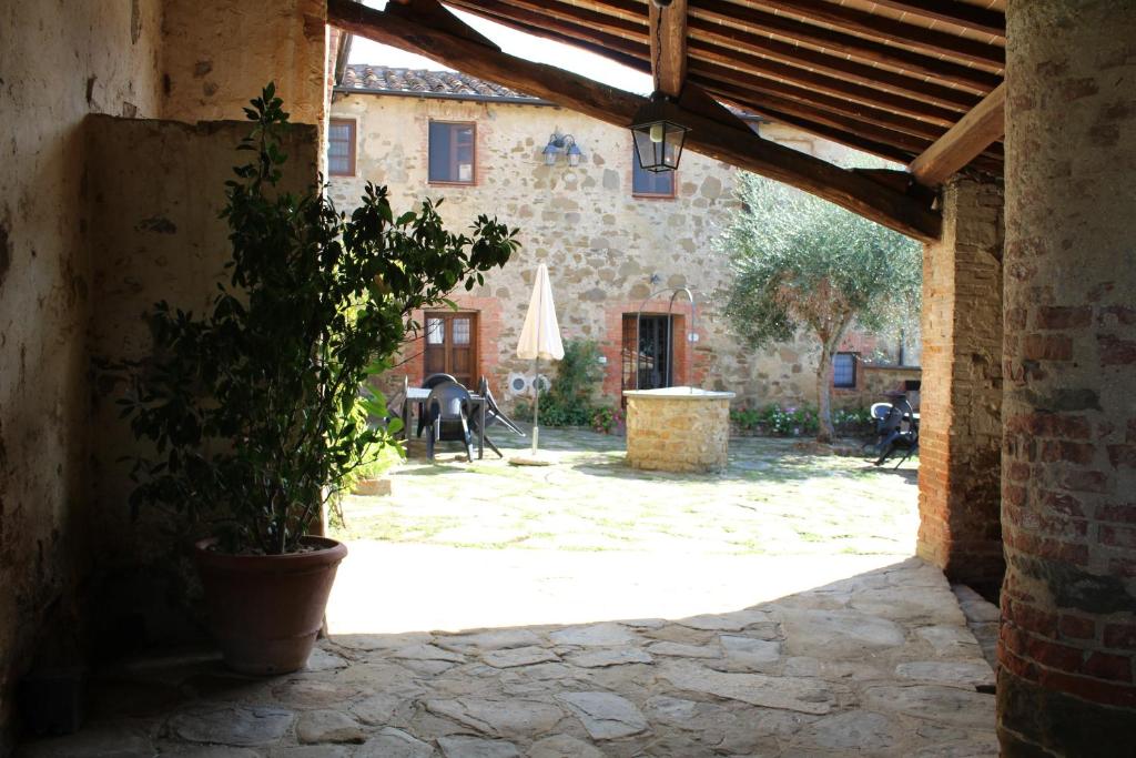 Ogród w obiekcie Borgo Cortinova Marrocco