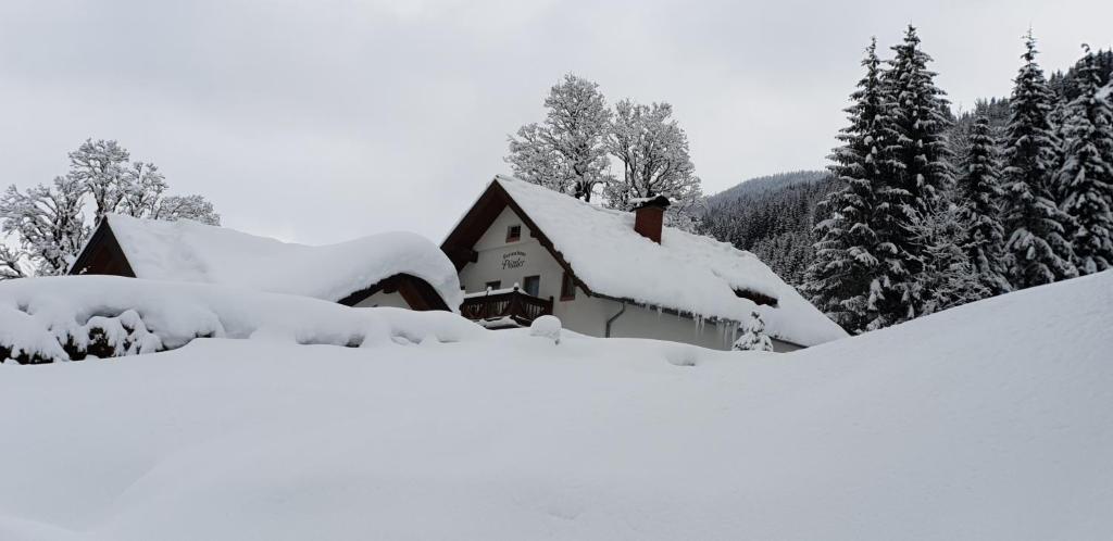 Ferienhaus Pöttler v zimě