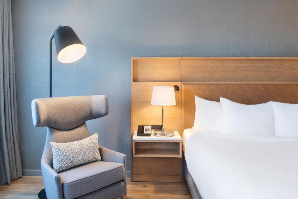 Radisson Hotel Nashville Airport photo