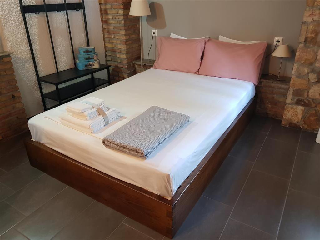 Posteľ alebo postele v izbe v ubytovaní Stone Guesthouse