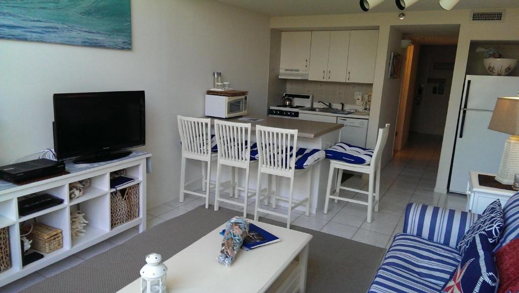 Montauk Manor - 