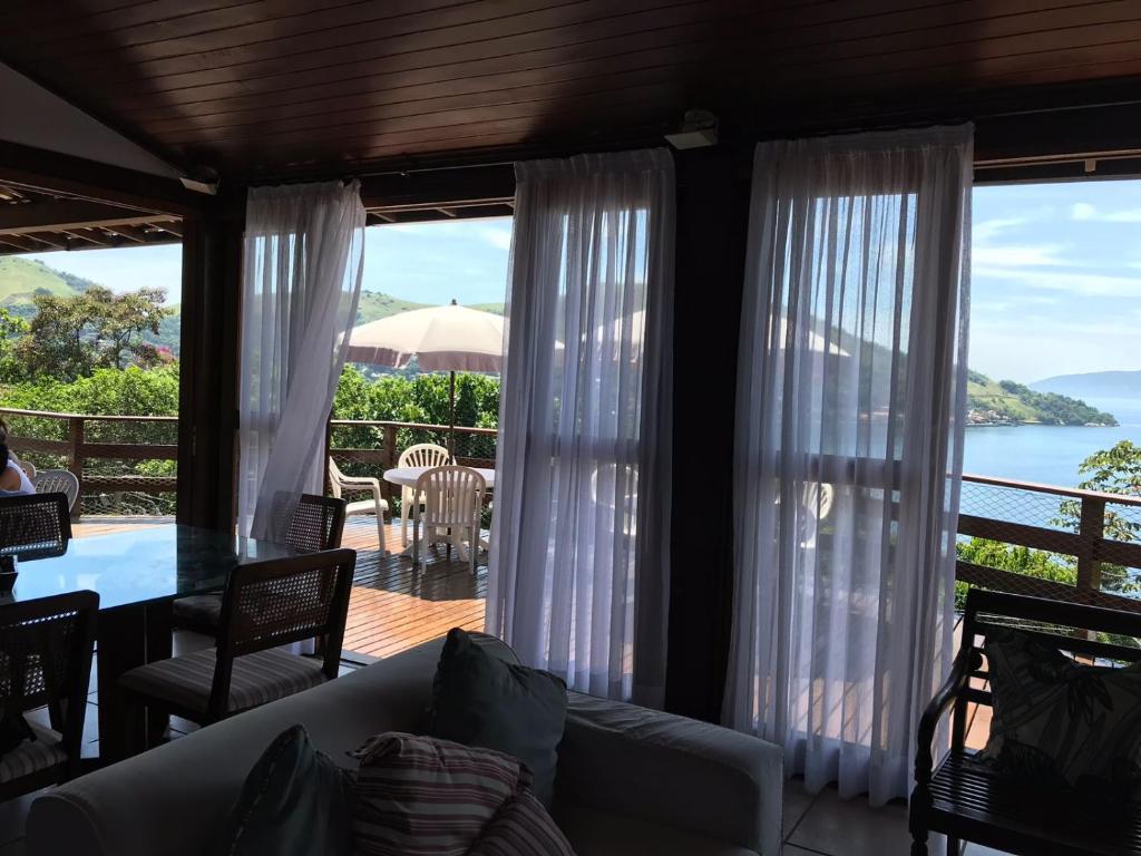  Maravilhosa Casa em Angra