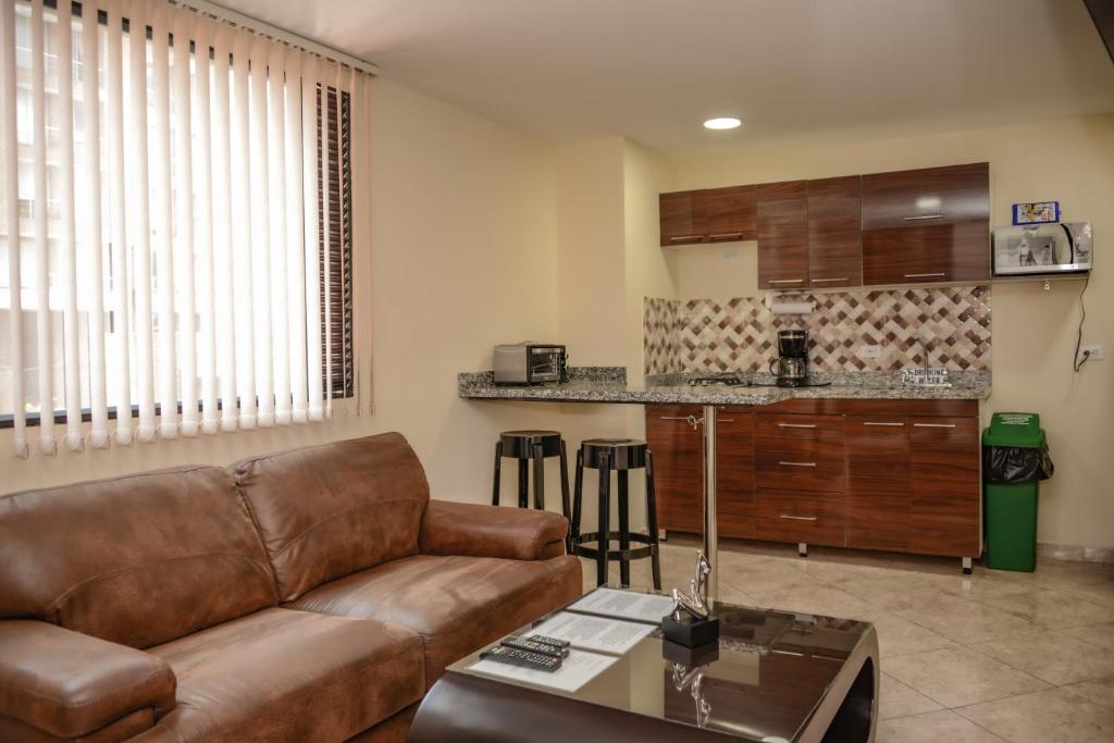 The 9's Apartahotel - One-Bedroom Apartment