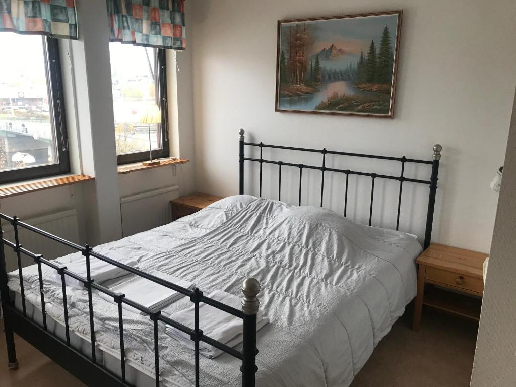 Postel nebo postele na pokoji v ubytování Nattvikens Vandrarhem