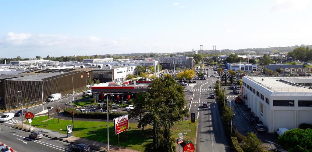 Appart-Hôtel Mer & Golf City Bordeaux Lac