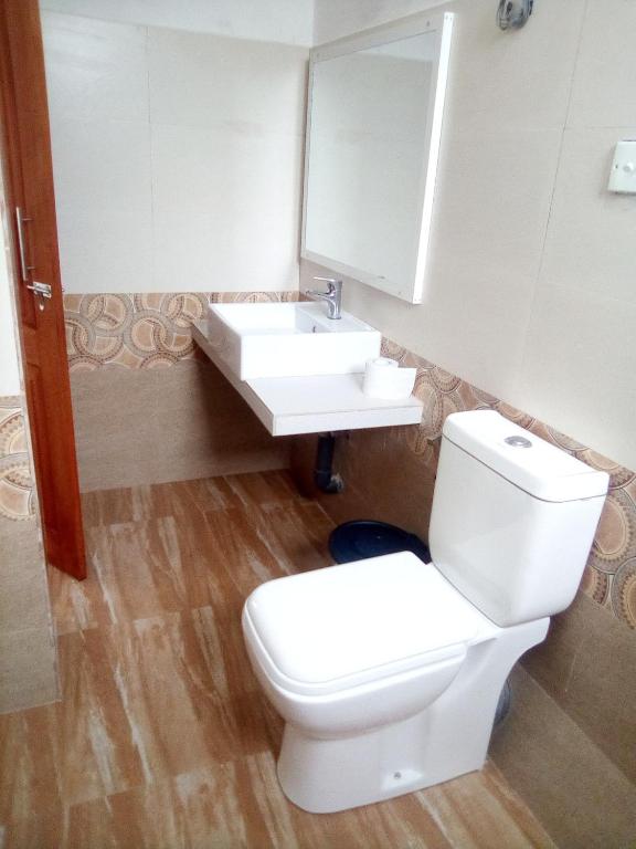 White House Riverside Retreat - Deluxe Triple Room