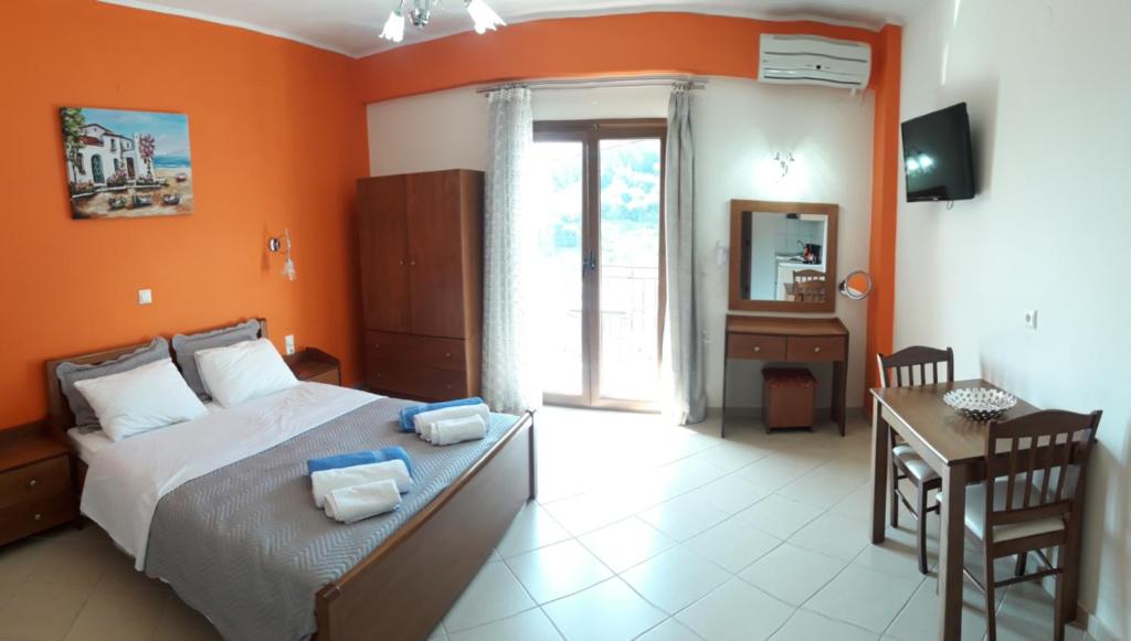 Petrino Apartments - 1