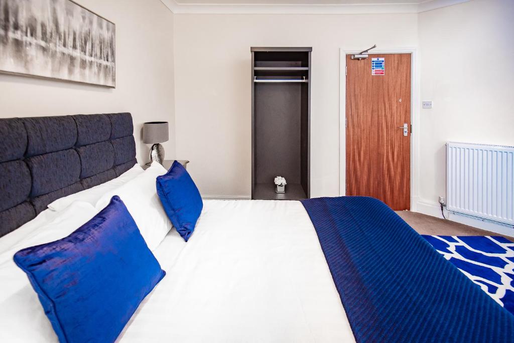 Trivelles Seaview Blackpool - 