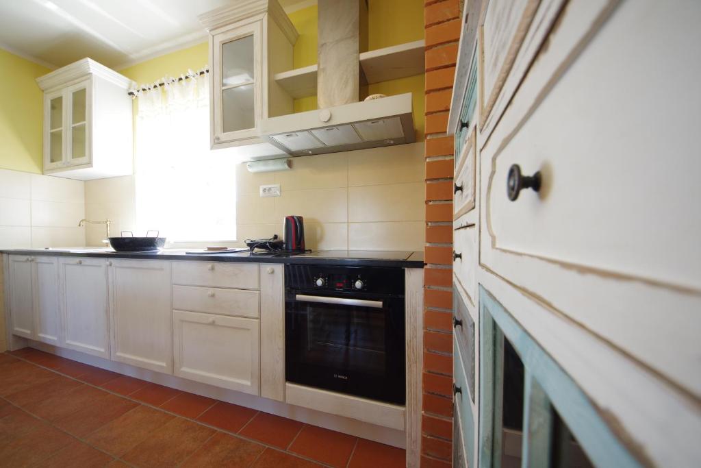 Kuchyň nebo kuchyňský kout v ubytování Apartman Marija
