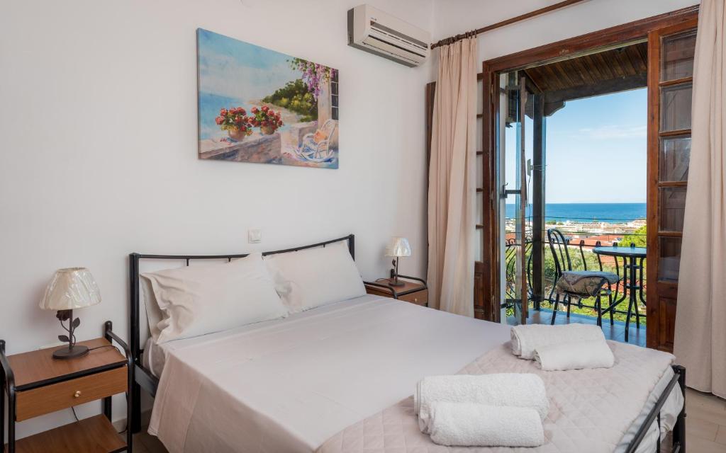 Yiannis Studios - Apartment (5 Adults)