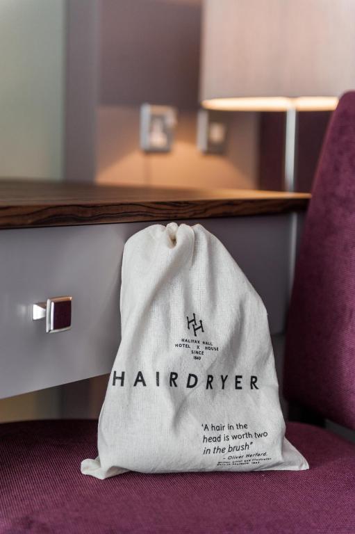 Halifax Hall - Resim 32