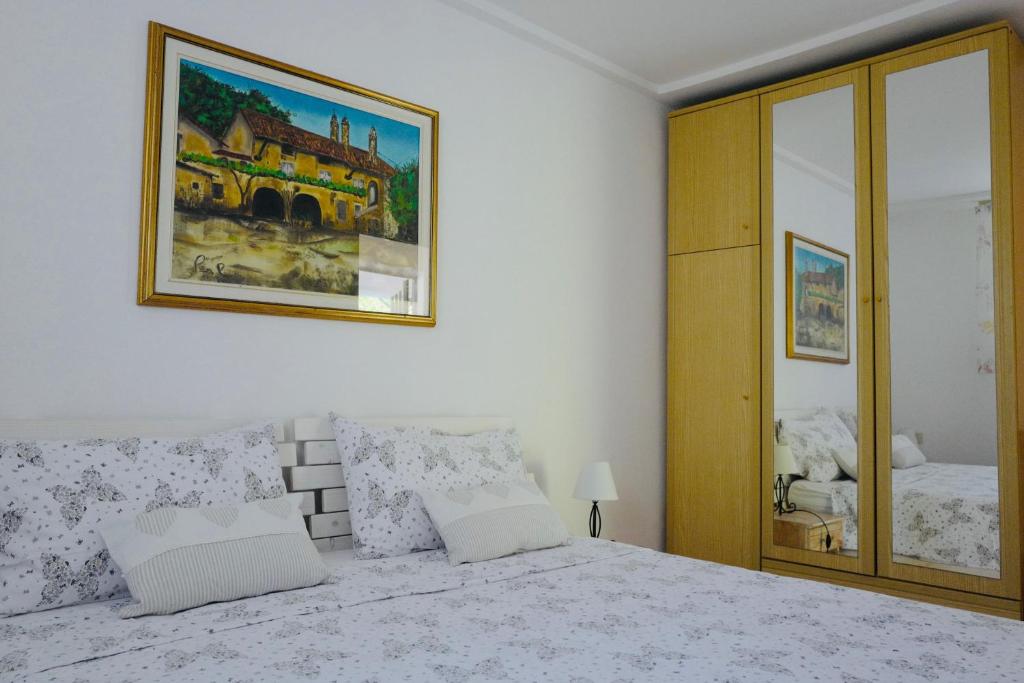 Posteľ alebo postele v izbe v ubytovaní Appartamenti Montefelice