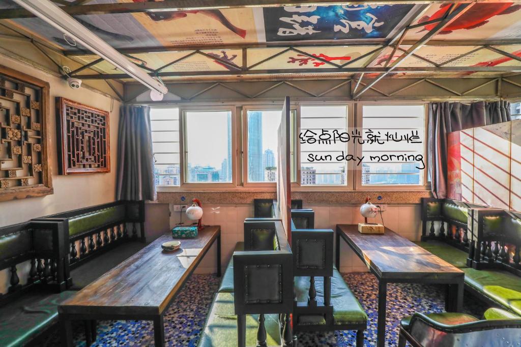 弱水咖啡国际青旅 Only Cafe and Backpackerにあるシーティングエリア